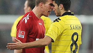 Podolski geri döndü