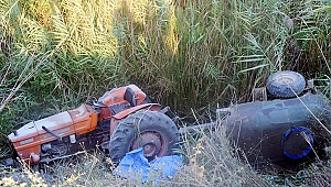 Traktör sürücüsü kazada can verdi