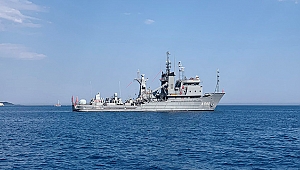 Türk ve Yunan fırkateynlerinin Akdeniz'de bekleyişi sürüyor