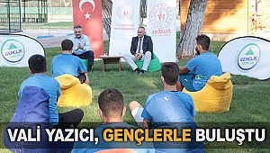 Vali Yazıcı, gençlerle buluştu