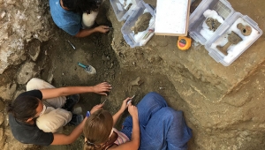 Myra Antik Kent’te heykeller bulundu