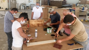 Üniversiteli marangozlar