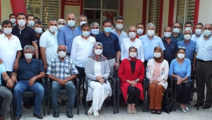 Uslu, Kumluca'da  muhtarlarla buluştu