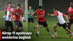 Akrep 11 oyuncuyu renklerine bağladı