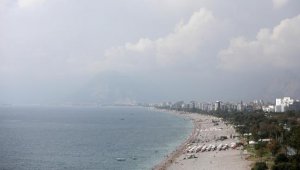 Antalya'yı nem bulutları kapladı