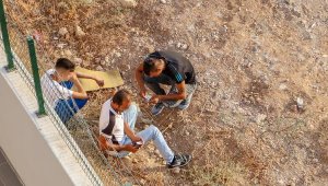 Boş arazi, uyuşturucu bağımlılarının meskeni oldu