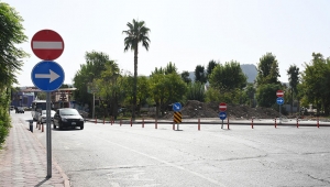  Deniz Caddesi tek şerit oldu