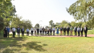 Rektörün fahri danışman kadrosu