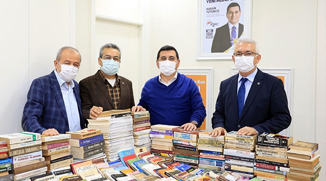 Cemil Meriç Kitaplığı'na 'Onat Köşesi'