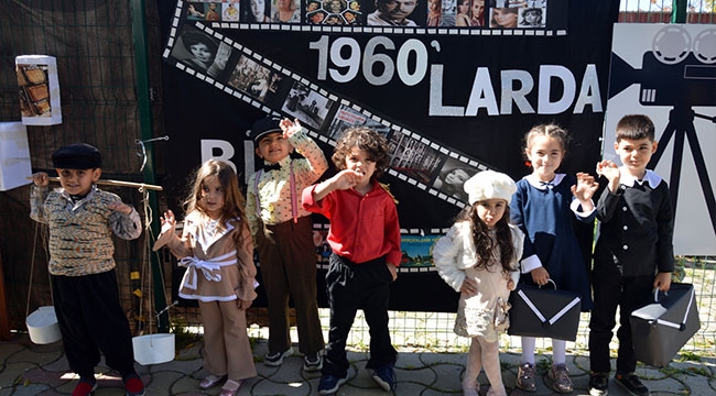 Miniklerden 60'lı yıllar etkinliği