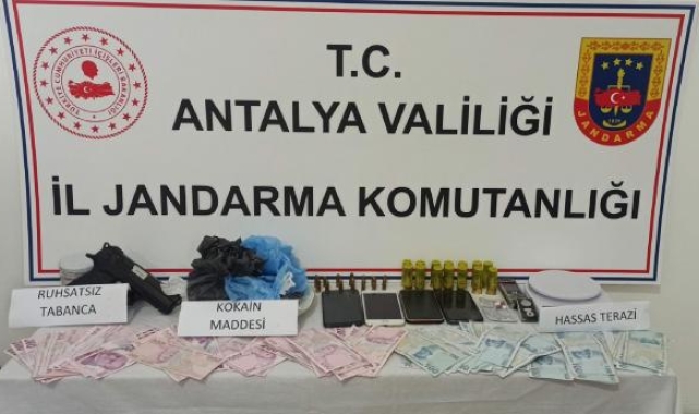 Alanya'da uyuşturucu operasyonu: 7 gözaltı
