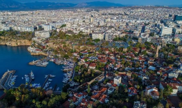Antalya'da yabancıya konut satışında yeni rekor