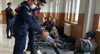  32 kaçak göçmen yakalandı