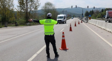 81 ilde 'düzensiz göç' uygulaması; 15 organizatöre gözaltı