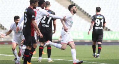 Antalyaspor, deplasmanda 10 hafta sonra galibiyeti hatırladı