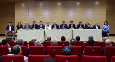 Dışişleri Bakanı Mevlüt Çavuşoğlu, Antalya'da