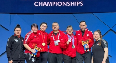 Milli halterciler, Avrupa Şampiyonası'nda dört madalya daha kazandı