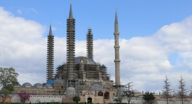 Restorasyonun sürdüğü Selimiye'de, ibadet alanının bu yıl kullanıma açılması hedefleniyor