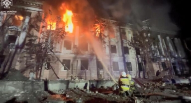 Rusya Mıkolayiv’i vurdu: 1 ölü, 23 yaralı