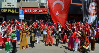 Serik'te 23 Nisan törenlerle kutlandı