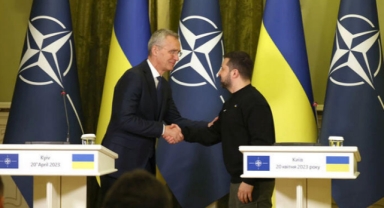 Stoltenberg Kiev’de Zelenski ile görüştü