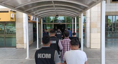 2 dolandırıcı tutuklandı