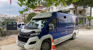 AK Parti seçim aracının şoförünü darbettiği öne sürülen 2 kişi gözaltına alındı