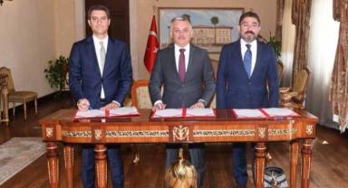 ‘Antalya gönlü  güzellerin şehri’