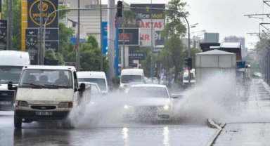 Antalya'da yağmur etkili oldu