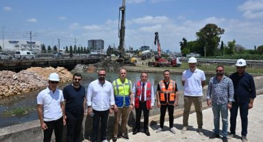 Başkan Böcek, Cırnık Köprüsü'nde çalışmaları inceledi