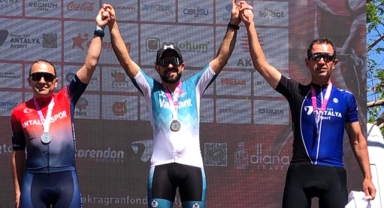 Bisiklet Takımı KÜRSÜYE ÇIKTI