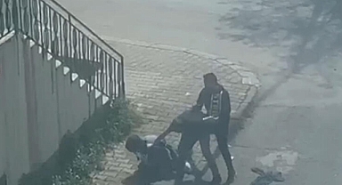 Boşanma aşamasındaki eşini zorla eve götürmek istedi