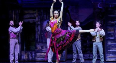 Carmen'e alkış yağdı