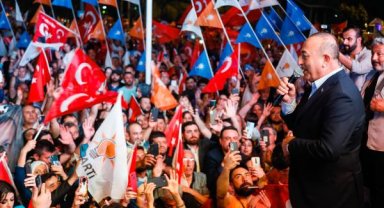 Çavuşoğlu: Adam kazandı, yine kazandı