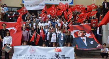 Çeltikçi'de Gençlik Yürüyüşü