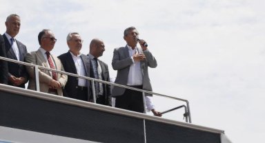 CHP'li Özel'den partililere: Sandığa gitmeyenleri bulmak, ikna etmek göreviniz