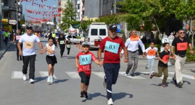 Dedeler ve torunlar yarıştı