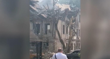 Dnipro’daki füze saldırısında :1 ölü,15 yaralı