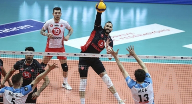 Efeler Ligi'nde şampiyon Ziraat Bankkart