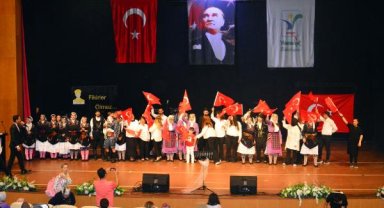 Engelsiz çocuklar yöresel oyunlarla Atatürk'ü andı
