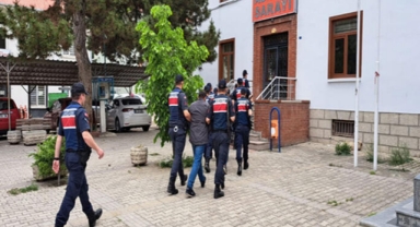 Eskişehir'den çaldıkları malzemeleri Antalya'da satan şüphelilerden 3'ü tutuklandı