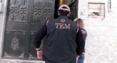 FETÖ'nün izdivaç yapılanmasına 4 ilde operasyon: 5 gözaltı