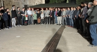 Filistin’de ölenler için gıyabi cenaze namazı