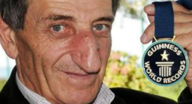 Kalbine yenik düşen 'Dünyanın en uzun burunlu insanı', son yolcuğuna uğurlandı