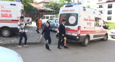 Kavga ettiği emlakçı kardeşleri tabancayla bacaklarından vurdu