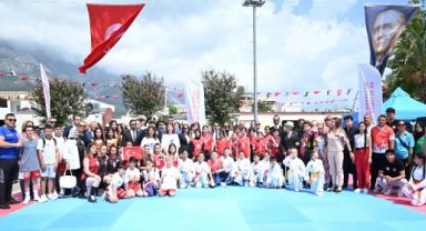 Kemer'de 19 Mayıs töreni