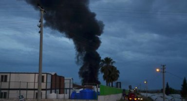 Konteyner deposunda yangın