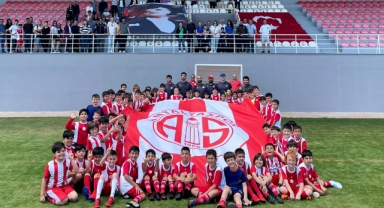 KÜÇÜK AKREPLER  turnuvada buluştu