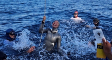Milli sporcu Şahika Ercümen, Asya Kıtası rekorunu kırdı