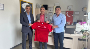 OFM’ye ‘destek’ için teşekkür